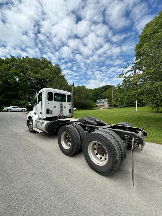 2016 Kenworth T680 Day Cab Truck For Sale