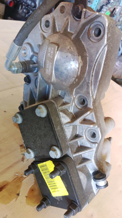 Genuine Volvo Mack power take off PTRD-D 21309472 slightly used new take off.
