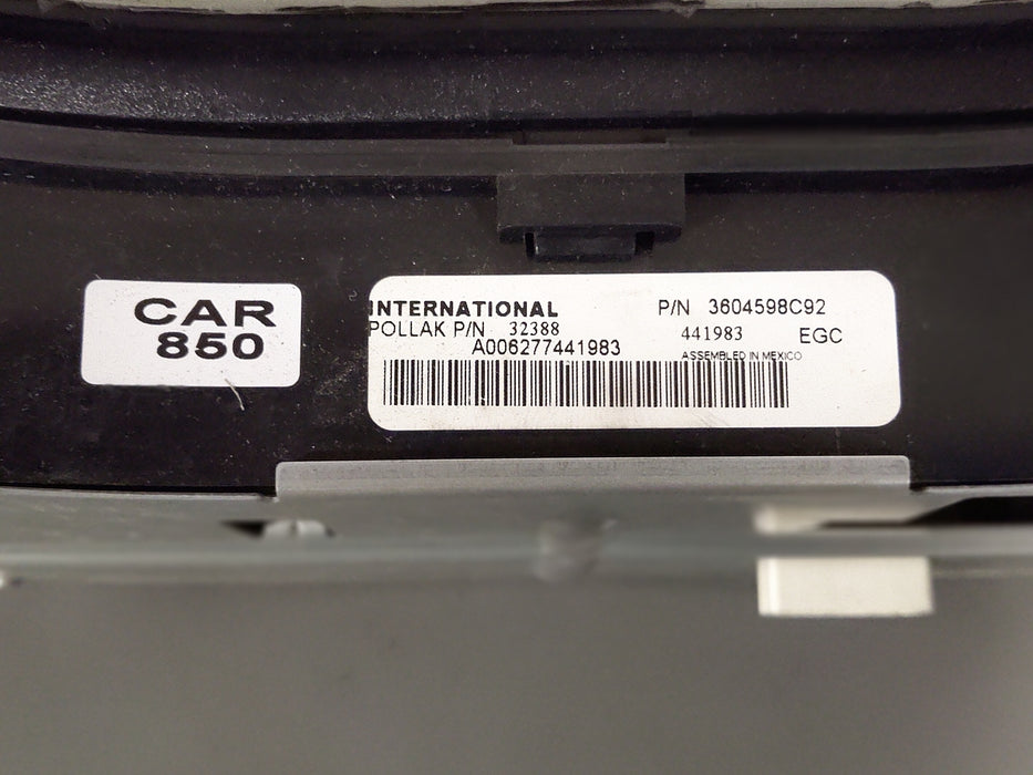 International 3604598C2 instrument cluster good used condition