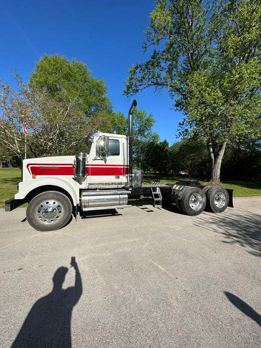 2018 Western Star 4900 SF Truck For Sale