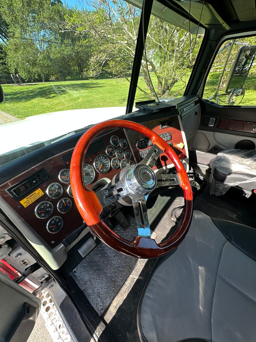 2018 Western Star 4900 SF Truck For Sale