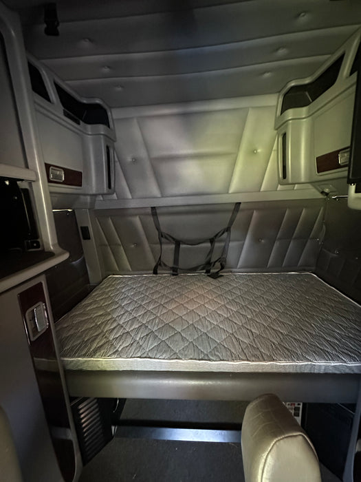 2019 Peterbilt 389 Truck For Sale