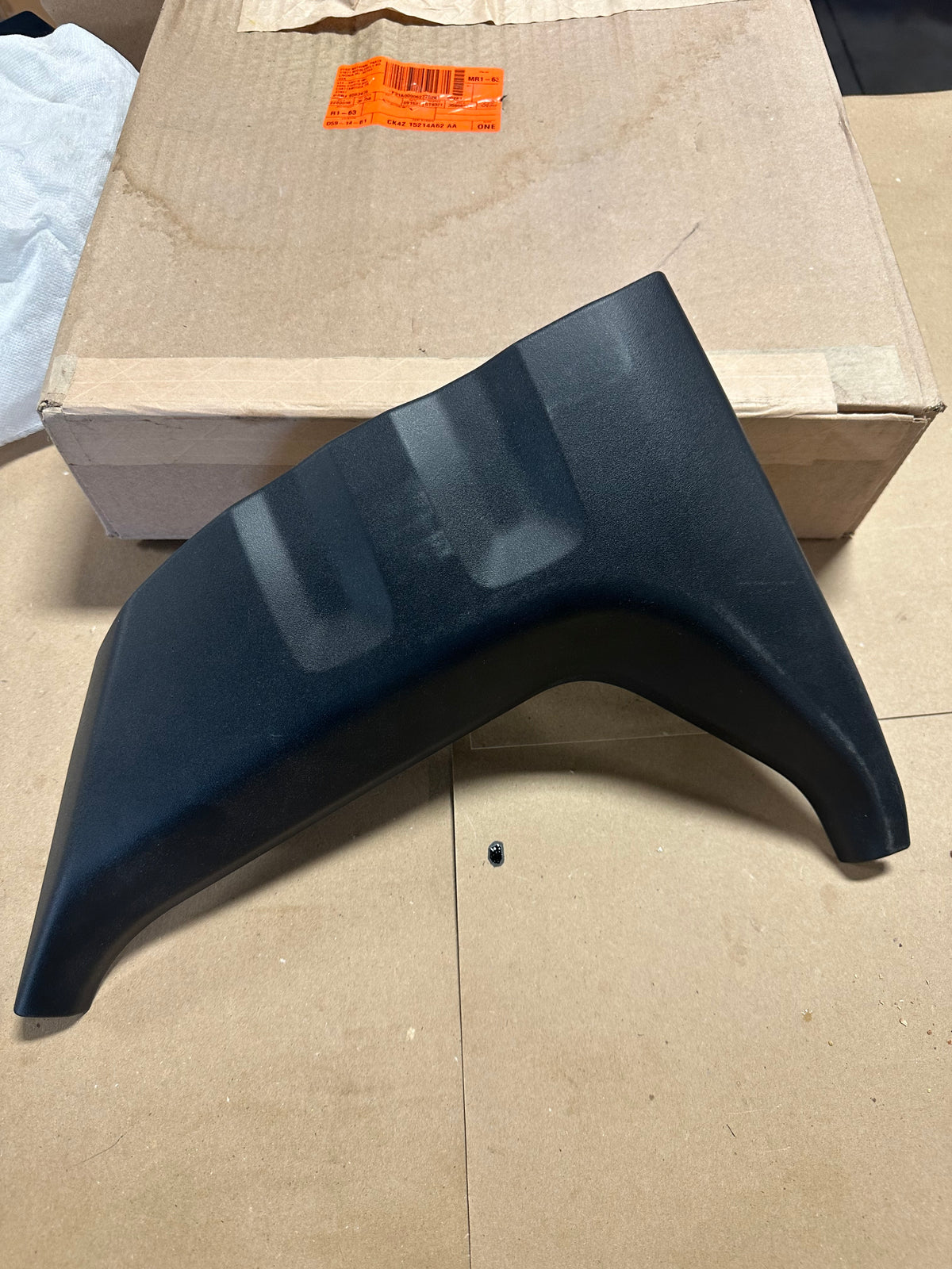 ミラカール Ford door mirror trim CK4Z15214A62AA New Old Stock Part — North