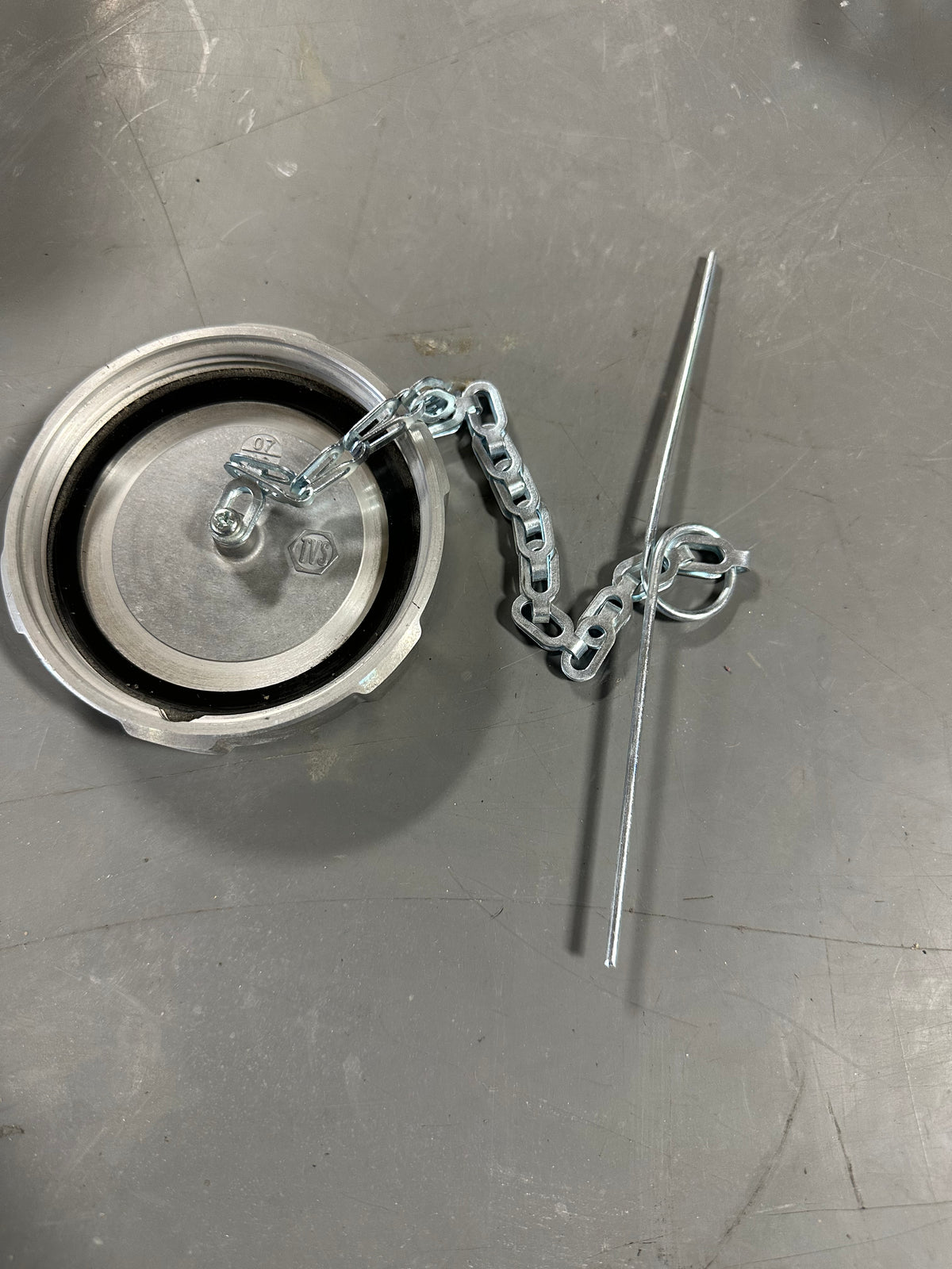 Non vented diesel fuel cap new part — North Trucks and Parts